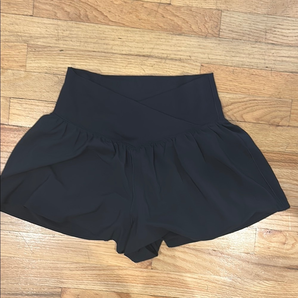 offline by aerie real me crossover flowy short